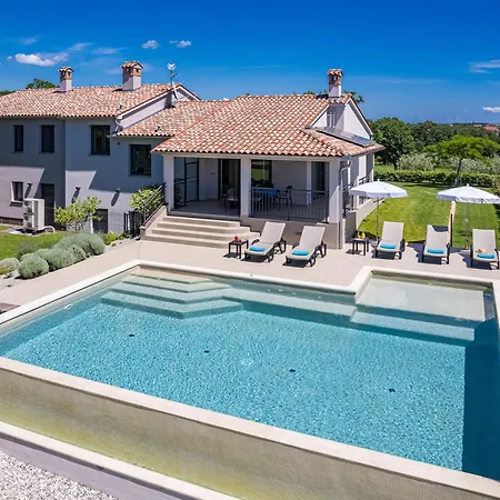 Monte Uliveto Villa Pola